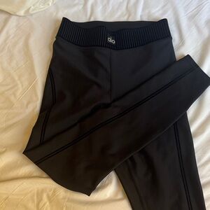 NEVER WORN ALO Yoga Jet Black High-Waist Leggings